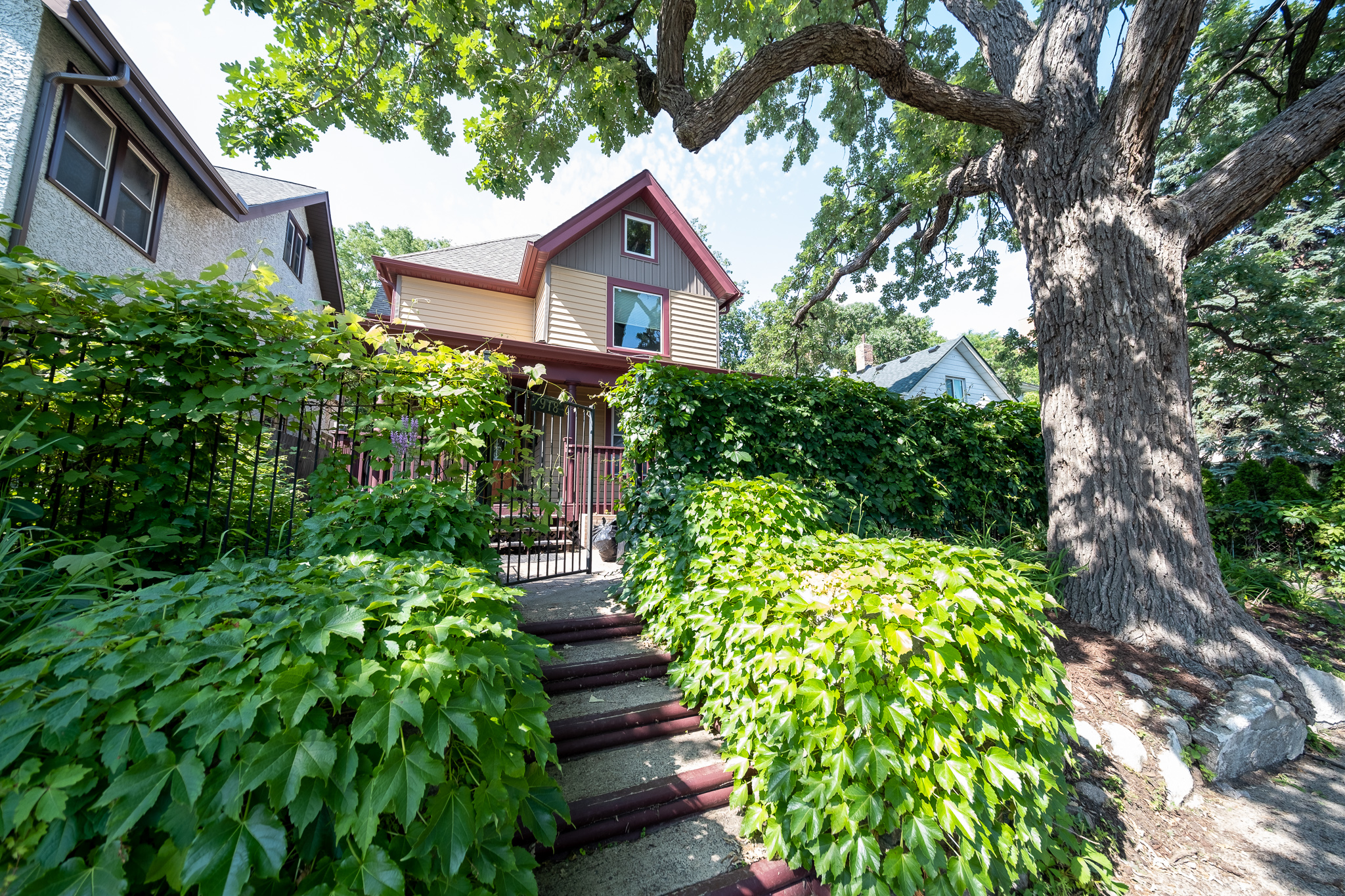 918 E. 17th St., Unit 2