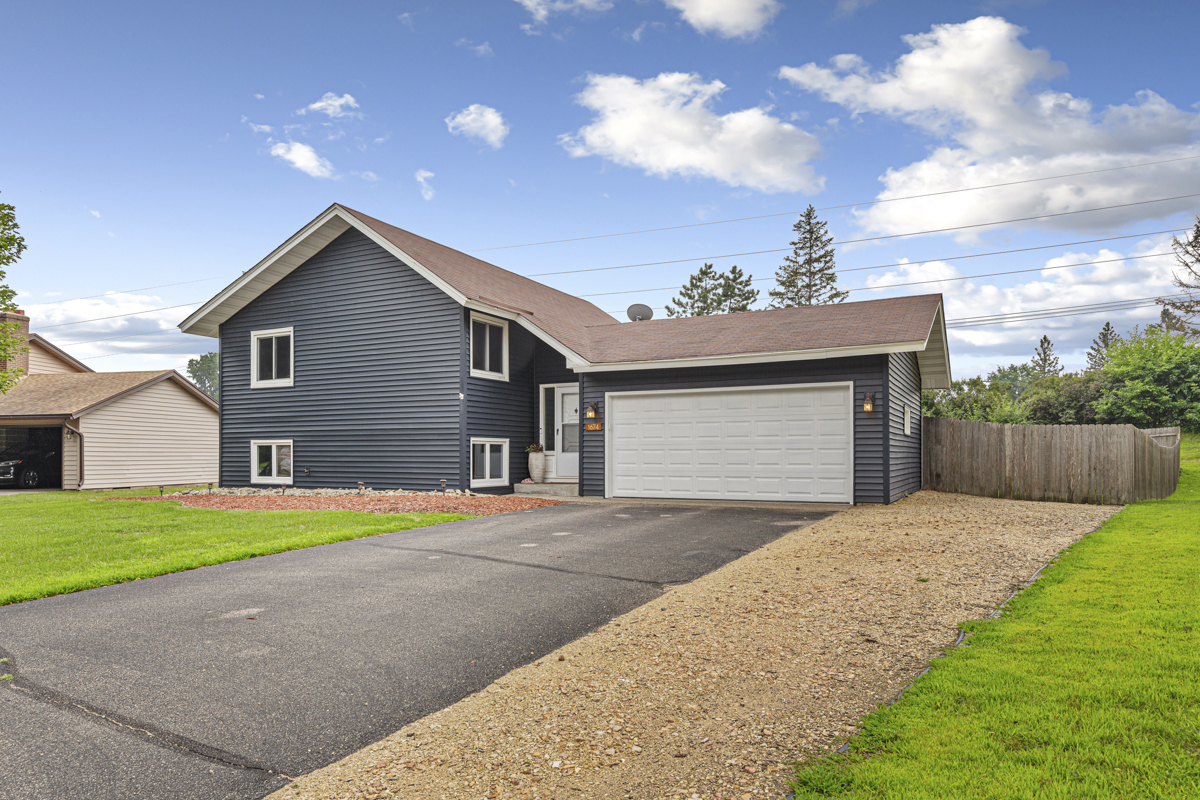 1674 Walnut Ln.
