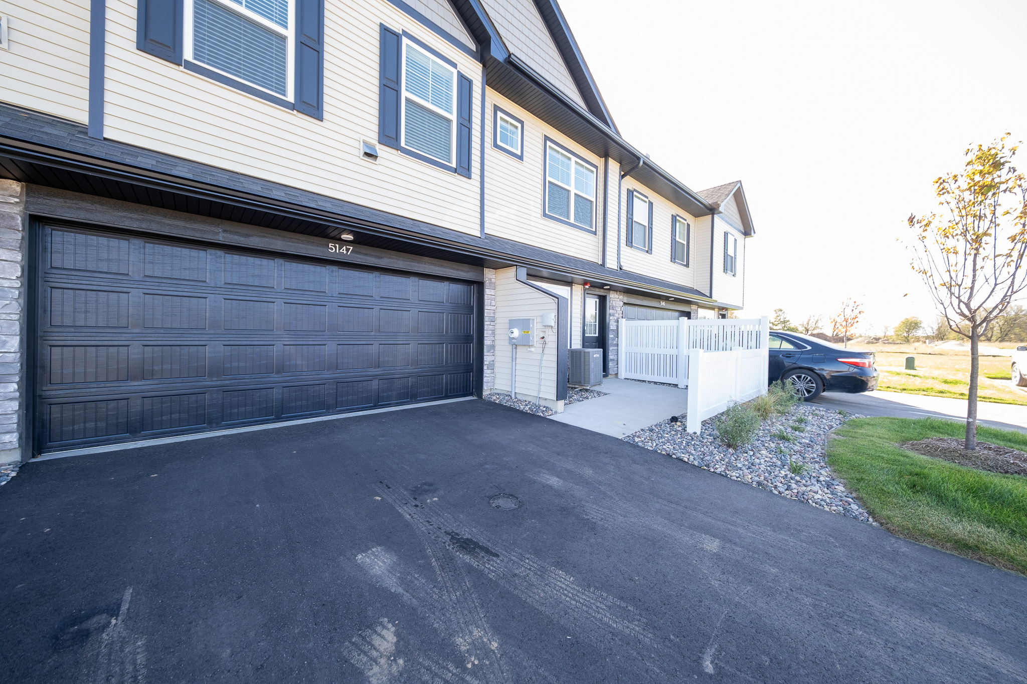 5147 Long Pointe Pass