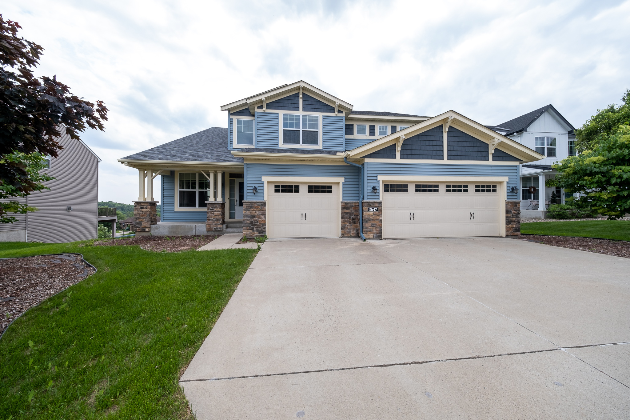 3647 Pointe Pass NE