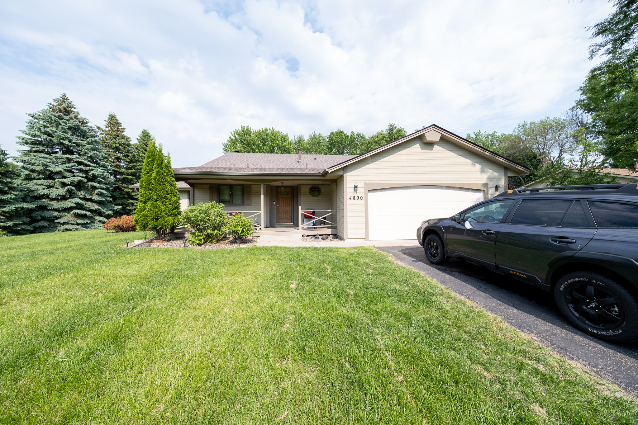 4800 Orleans Ln. N.