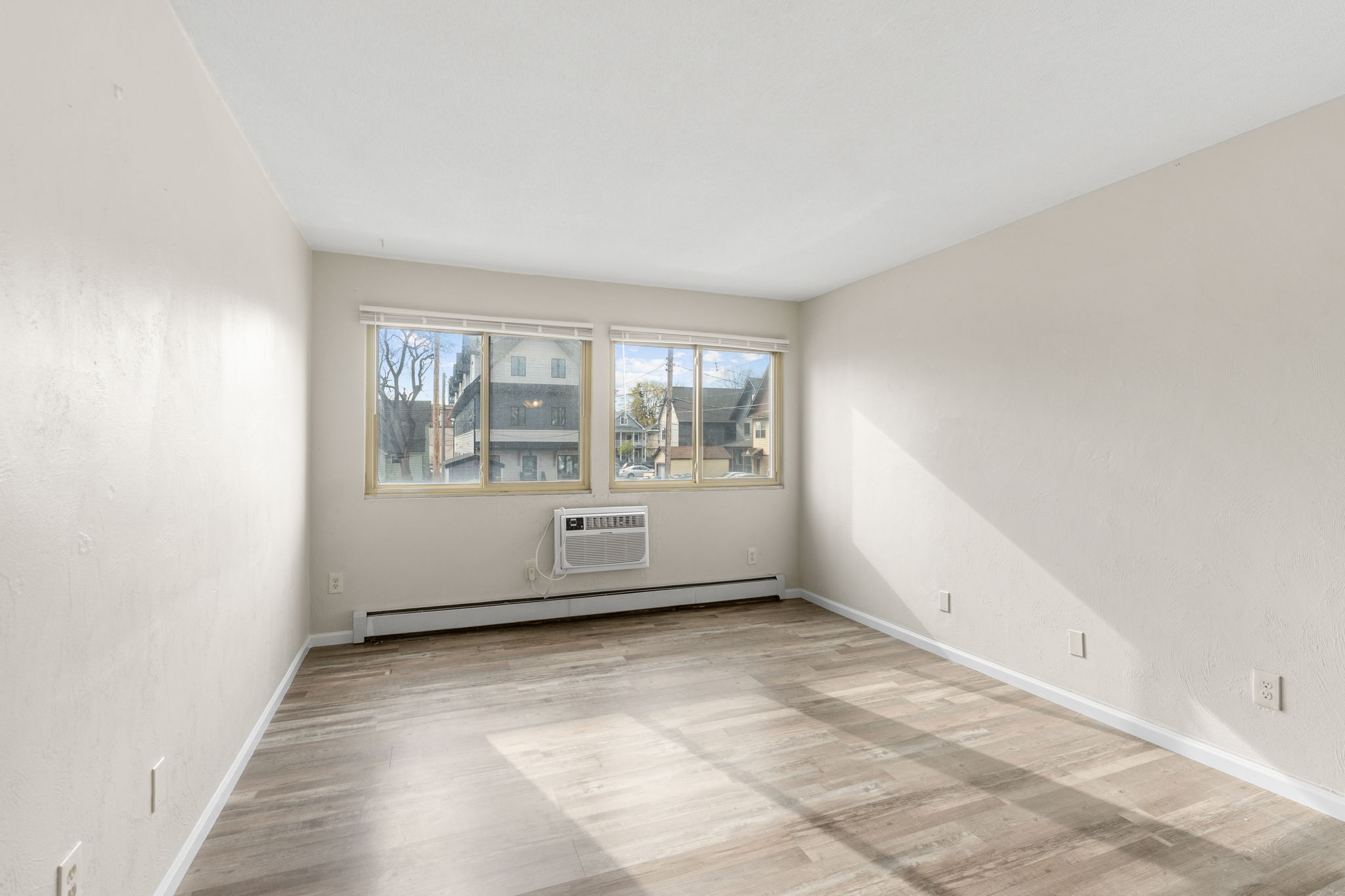 814 11th Ave. SE, Unit 205