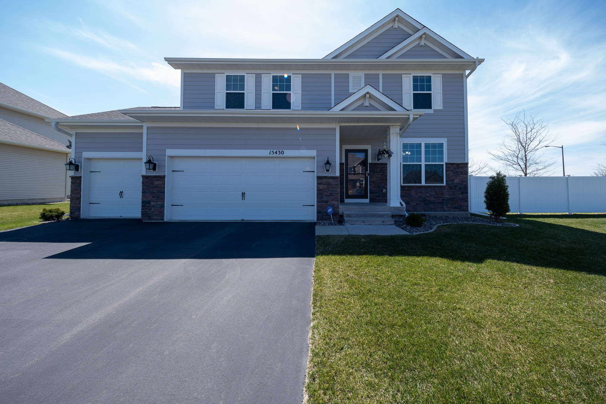15430 Eagle Creek Way