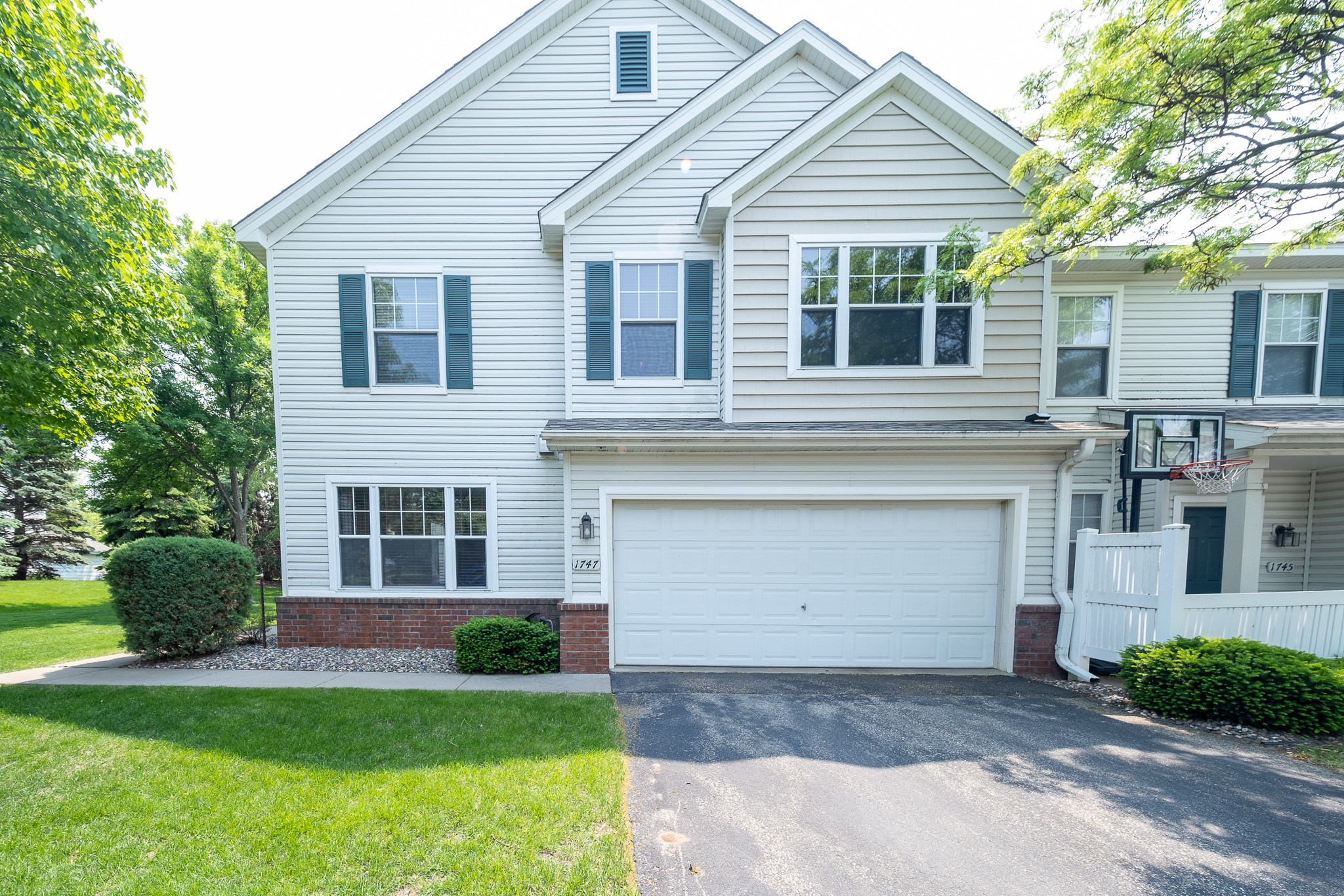 1747 Countryside Dr.