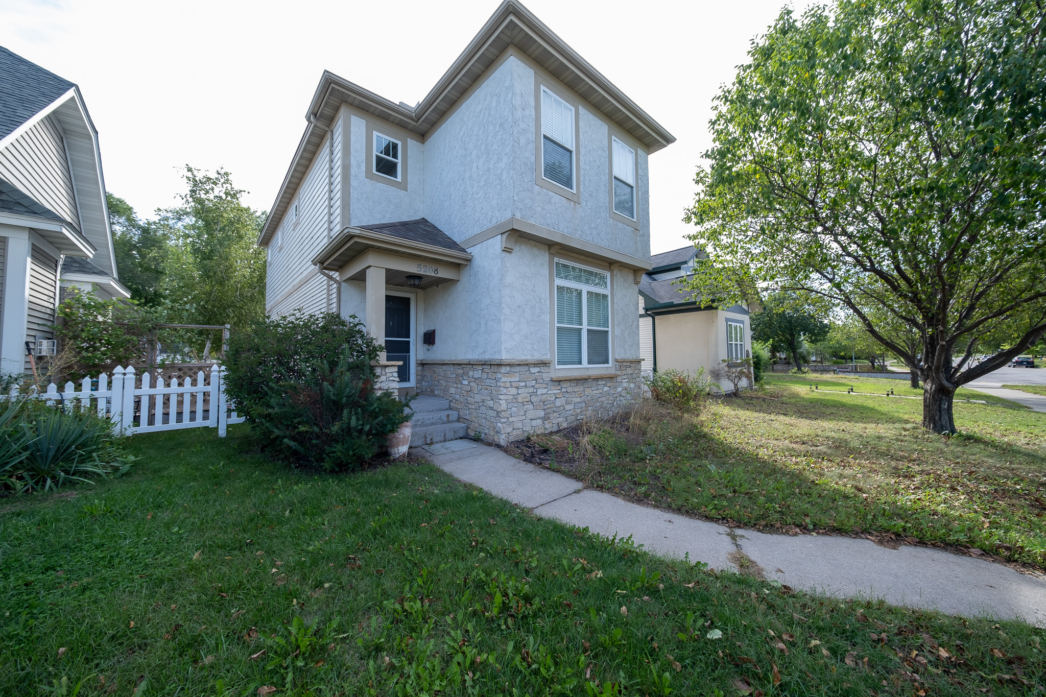Property thumbnail image