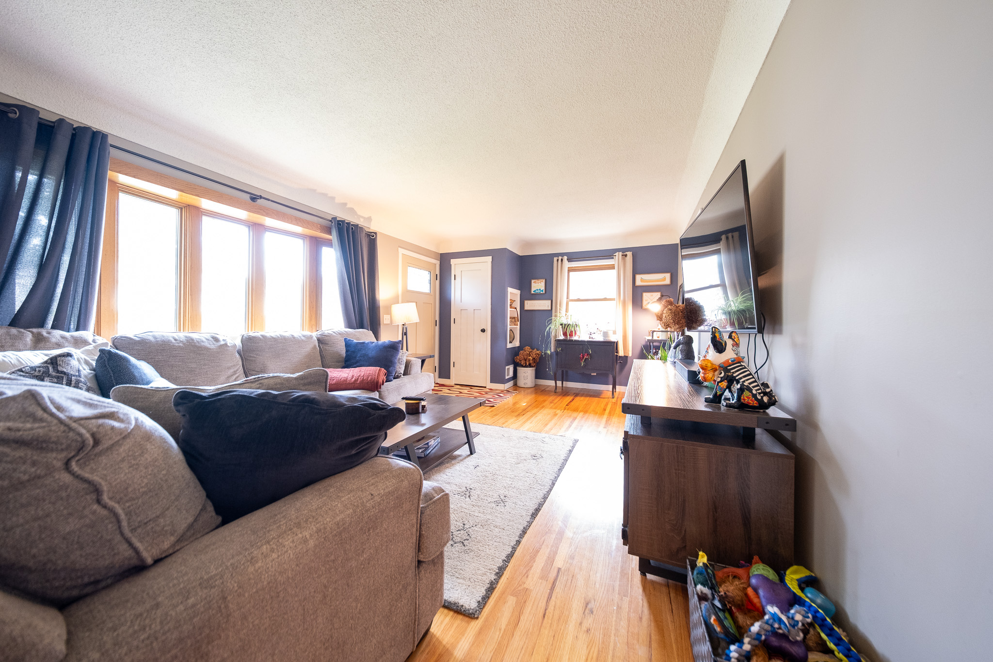 Property thumbnail image
