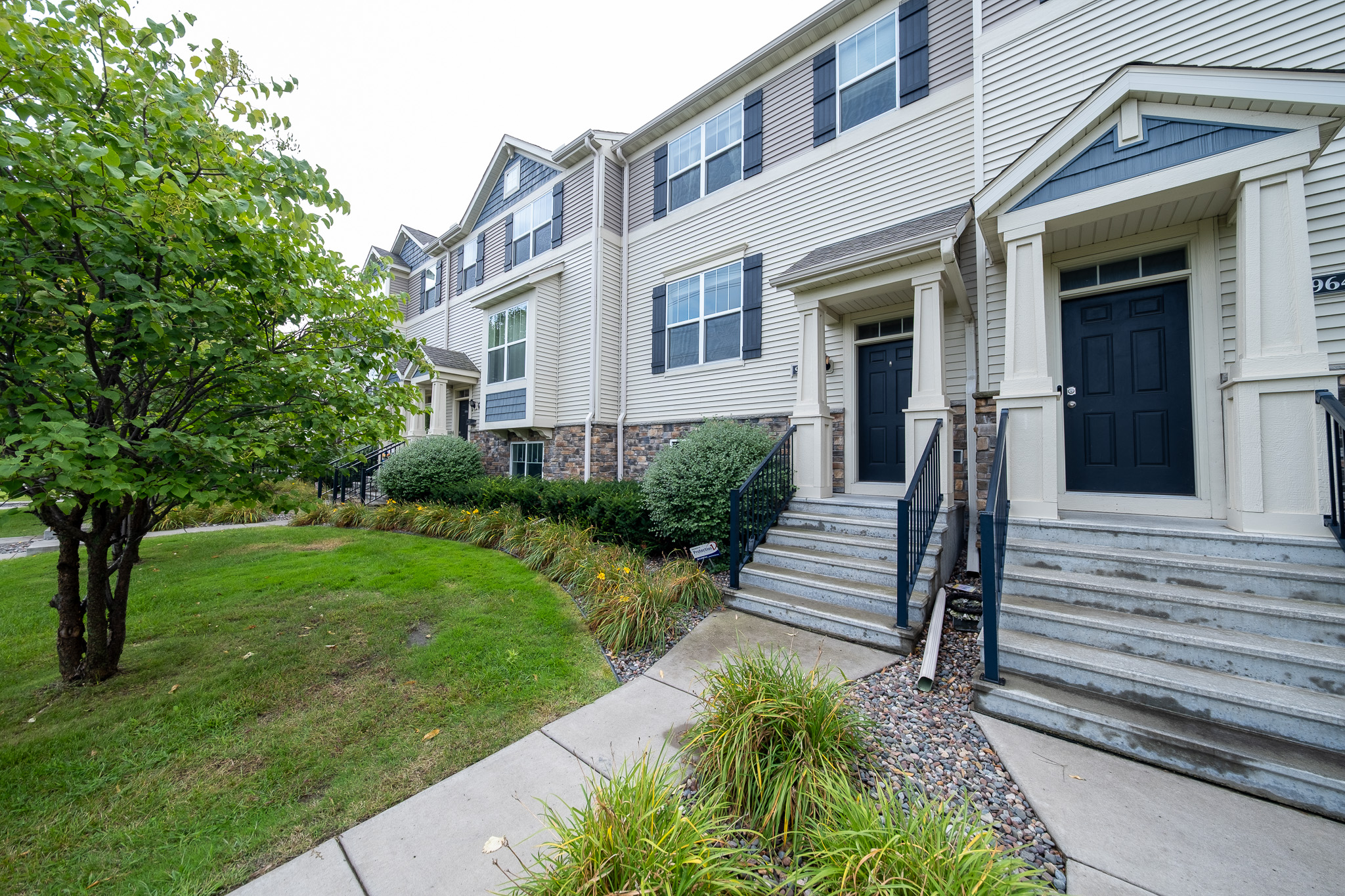9643 Scott Ln. N.