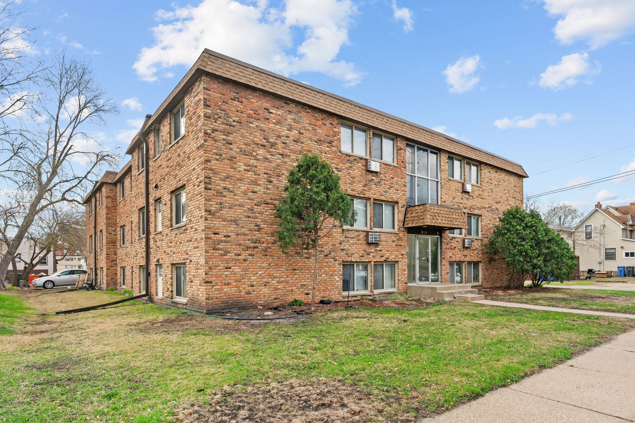 814 11th Ave. SE, Unit 205